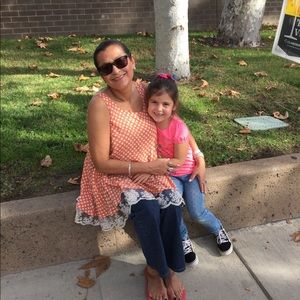 Meet your Posher, Ivania